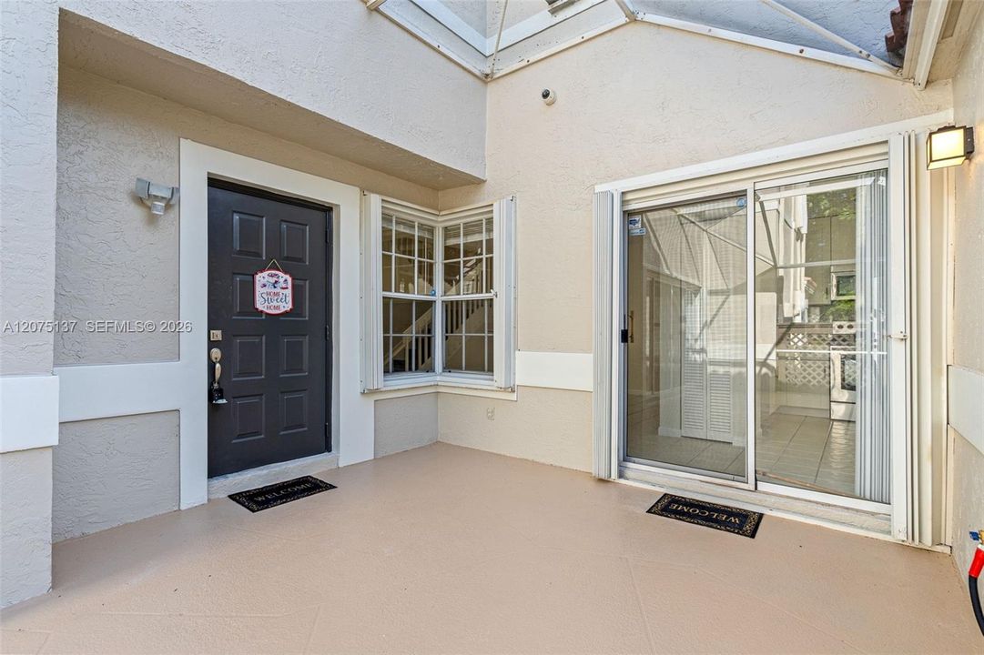 For Rent: $3,250 (3 beds, 2 baths, 1666 Square Feet)
