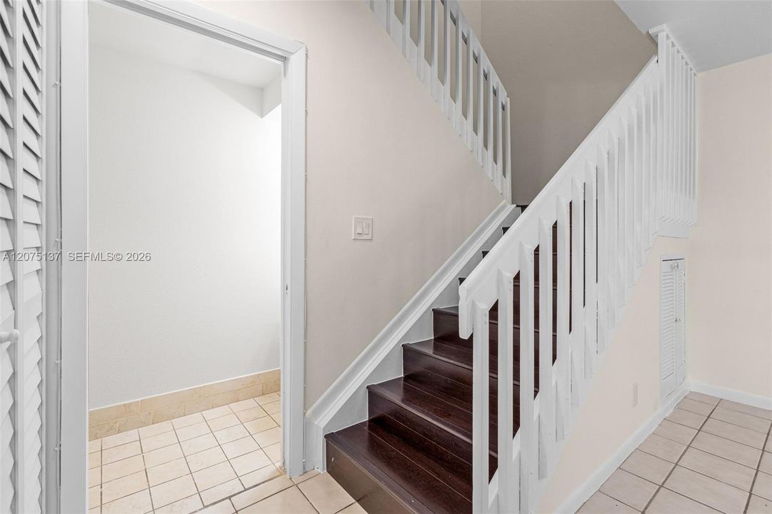 For Rent: $3,250 (3 beds, 2 baths, 1666 Square Feet)