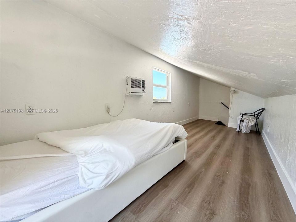 En Renta: $1,600 (1 camas, 1 baños, 800 Pies cuadrados)