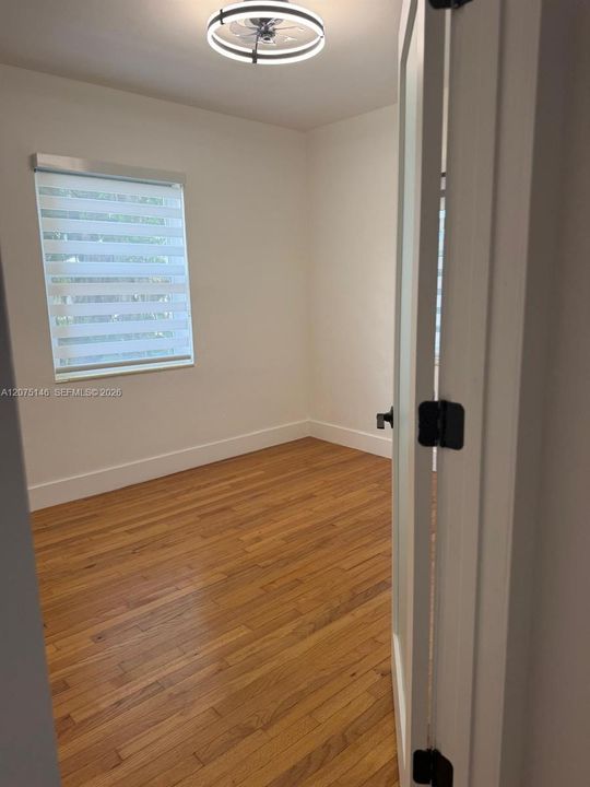 For Rent: $2,100 (2 beds, 1 baths, 798 Square Feet)