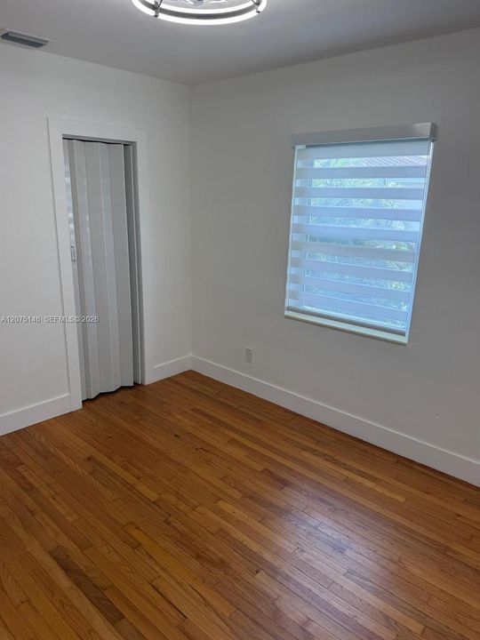For Rent: $2,100 (2 beds, 1 baths, 798 Square Feet)