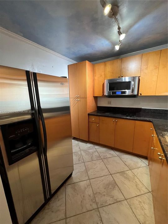 En Venta: $184,000 (1 camas, 1 baños, 646 Pies cuadrados)