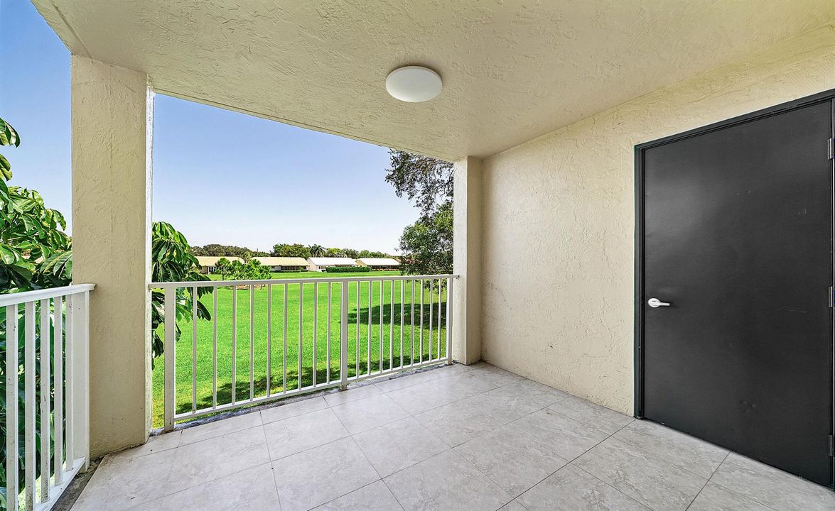 15 - 6300 La Costa Dr H - MLS