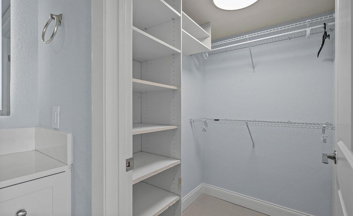 14 - 6300 La Costa Dr H - MLS