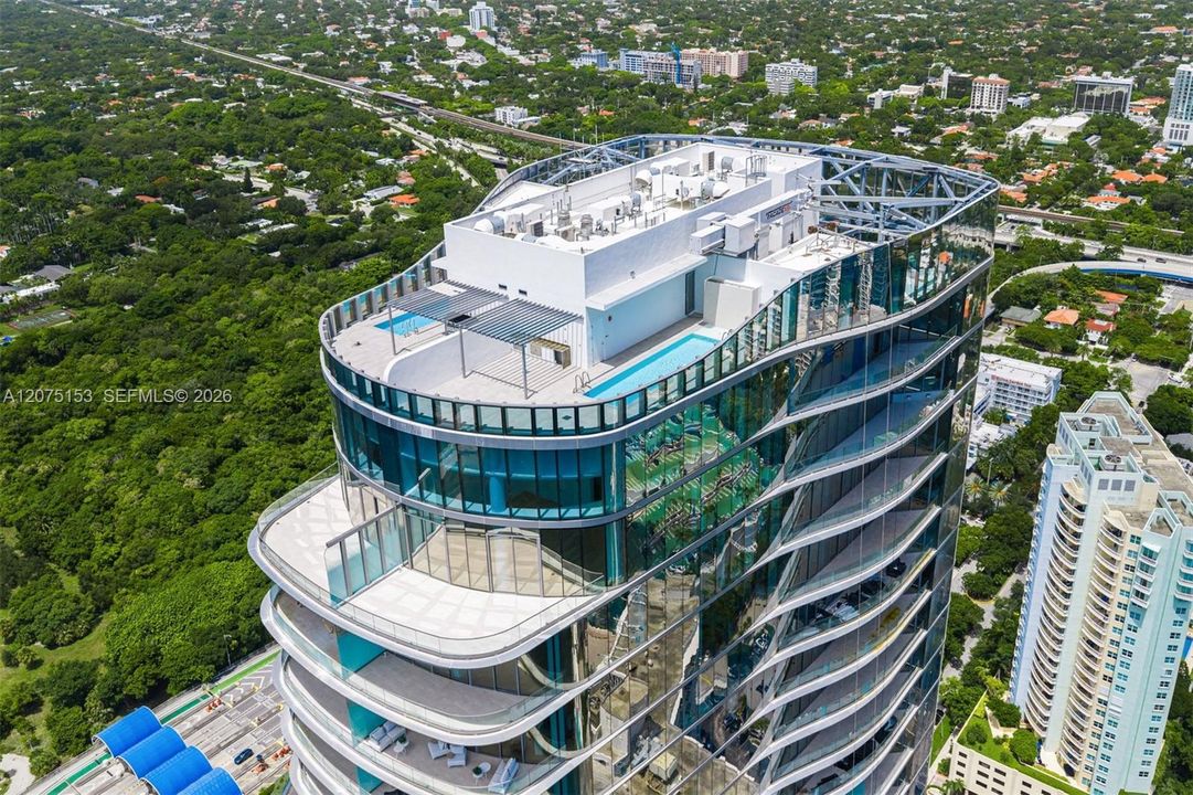 UNA Residences Brickell. One or more photos have been virtually staged.