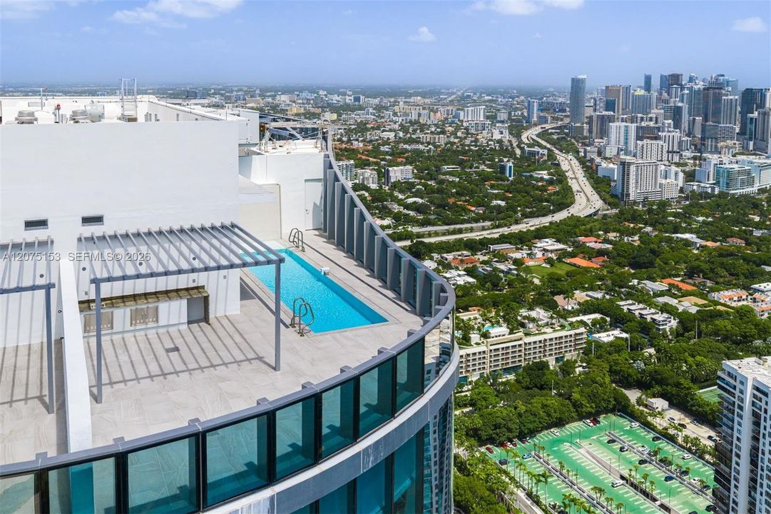 UNA Residences Brickell. One or more photos have been virtually staged.