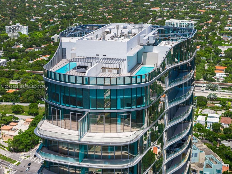 UNA Residences Brickell. One or more photos have been virtually staged.