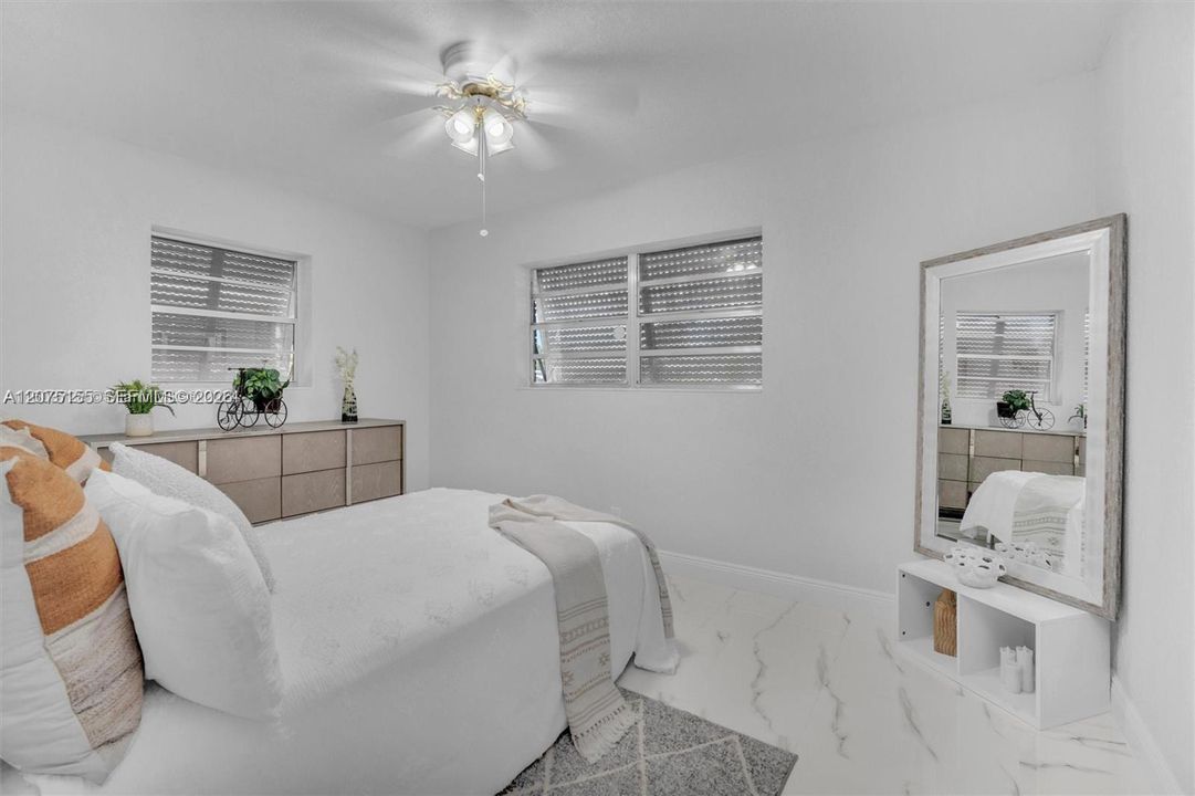 For Rent: $4,050 (3 beds, 2 baths, 1700 Square Feet)
