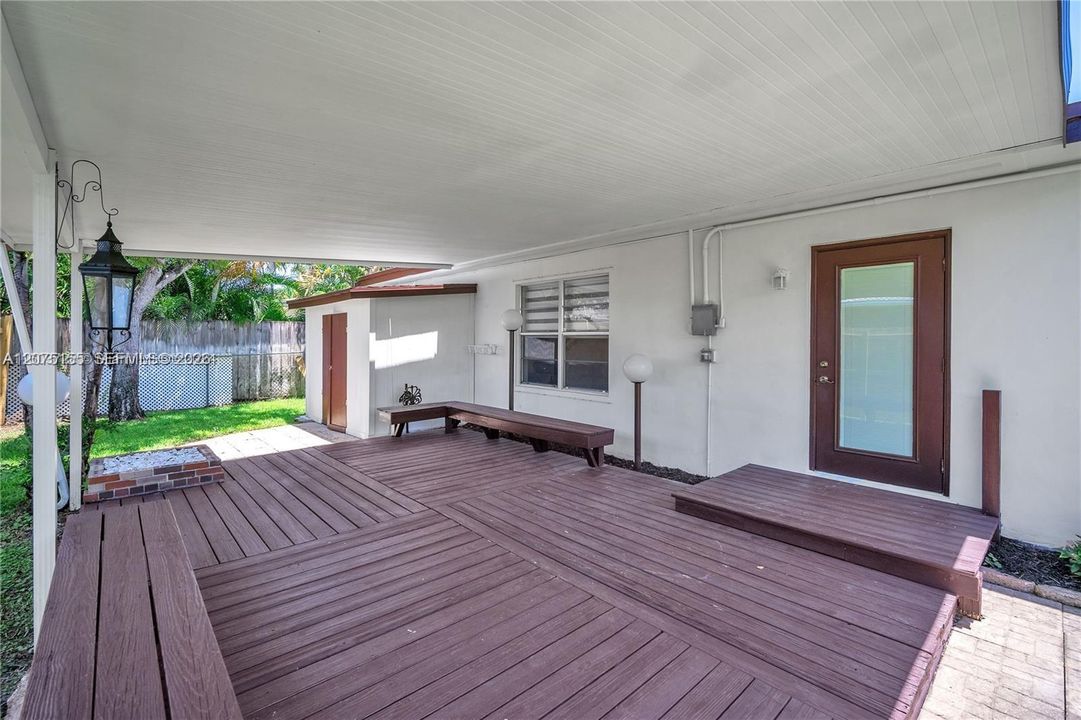 For Rent: $4,050 (3 beds, 2 baths, 1700 Square Feet)