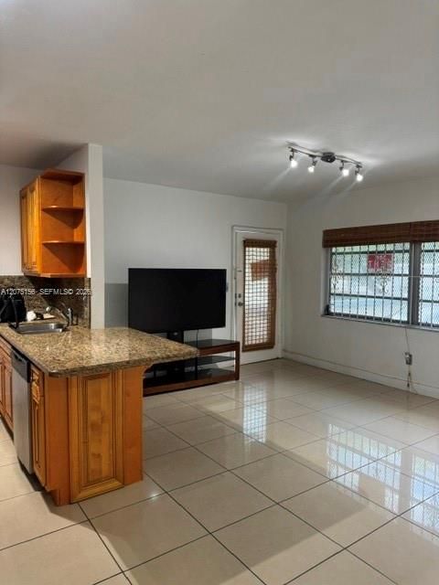 En Renta: $1,800 (1 camas, 1 baños, 560 Pies cuadrados)