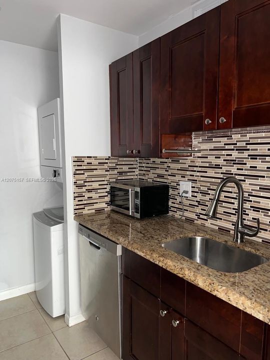 For Rent: $1,985 (2 beds, 2 baths, 768 Square Feet)