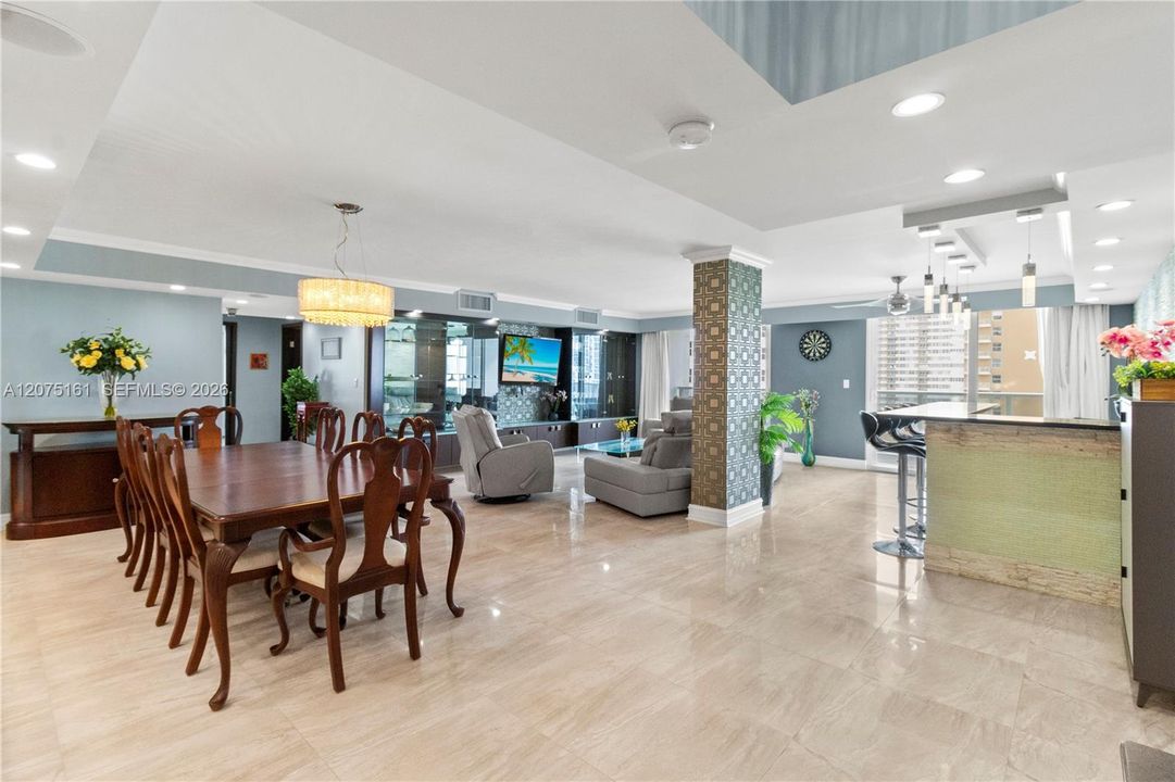 For Sale: $969,000 (3 beds, 3 baths, 1920 Square Feet)