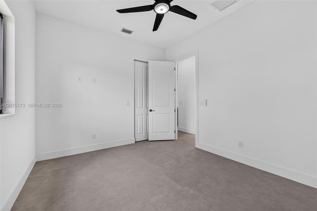 For Sale: $389,000 (4 beds, 2 baths, 1812 Square Feet)