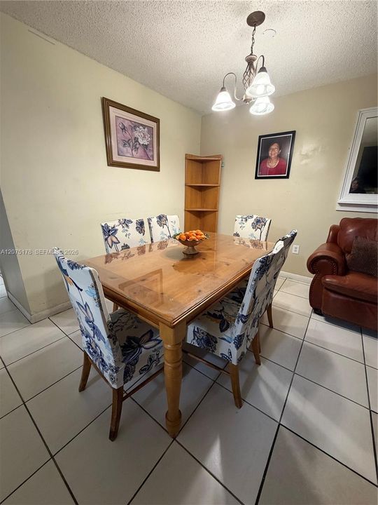For Sale: $329,900 (3 beds, 2 baths, 1120 Square Feet)