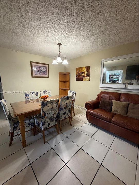 For Sale: $329,900 (3 beds, 2 baths, 1120 Square Feet)