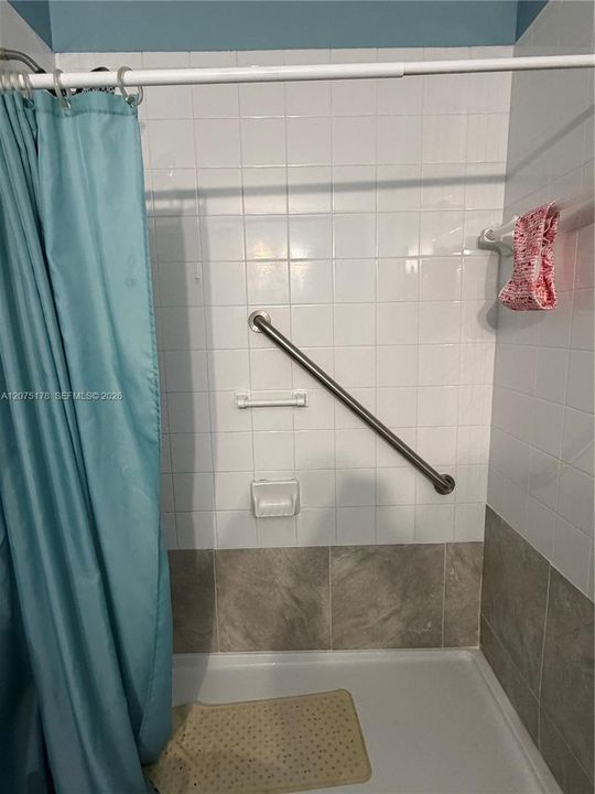 For Sale: $329,900 (3 beds, 2 baths, 1120 Square Feet)