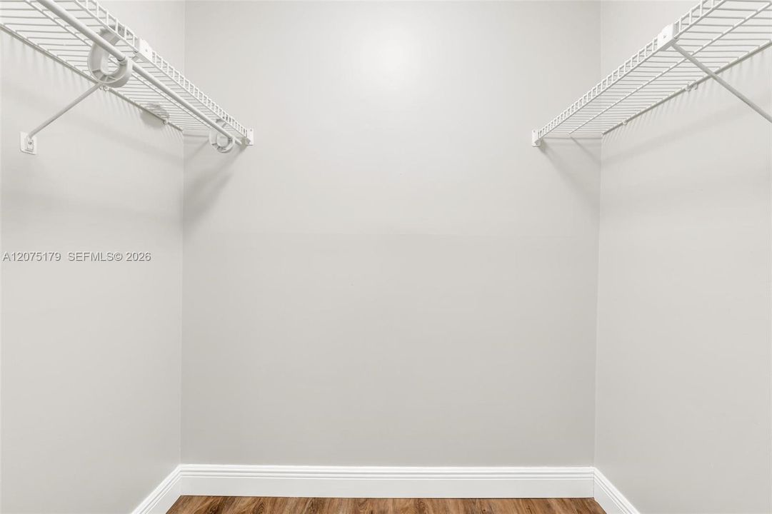 Activo con contrato: $312,000 (2 camas, 2 baños, 1231 Pies cuadrados)