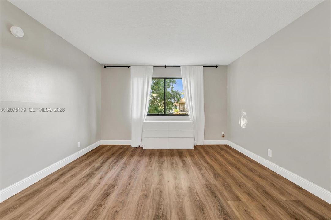 Activo con contrato: $312,000 (2 camas, 2 baños, 1231 Pies cuadrados)