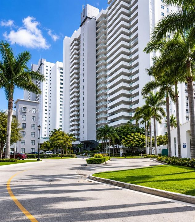 En Venta: $539,000 (3 camas, 3 baños, 0 Pies cuadrados)