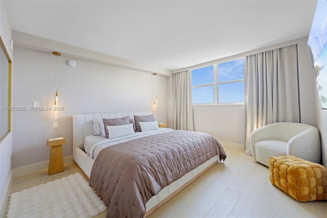 For Sale: $399,000 (1 beds, 1 baths, 800 Square Feet)