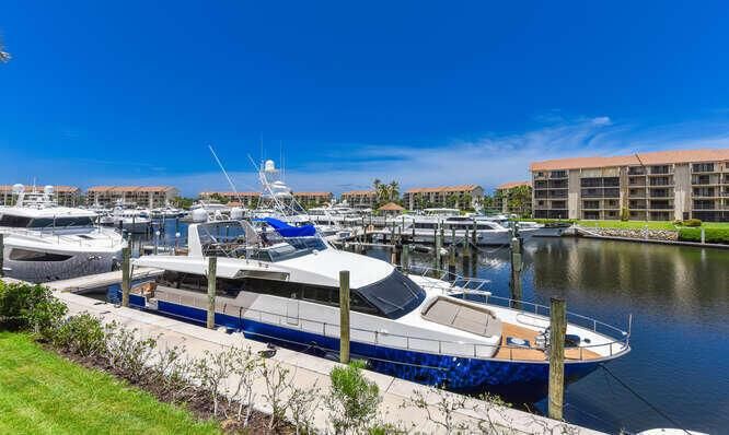 2301 Marina Isle Way Apt 203-small-022-0
