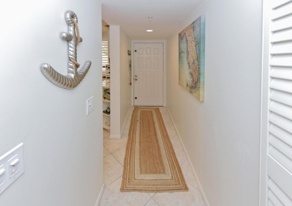 2301 Marina Isle Way Apt 203-large-004-0
