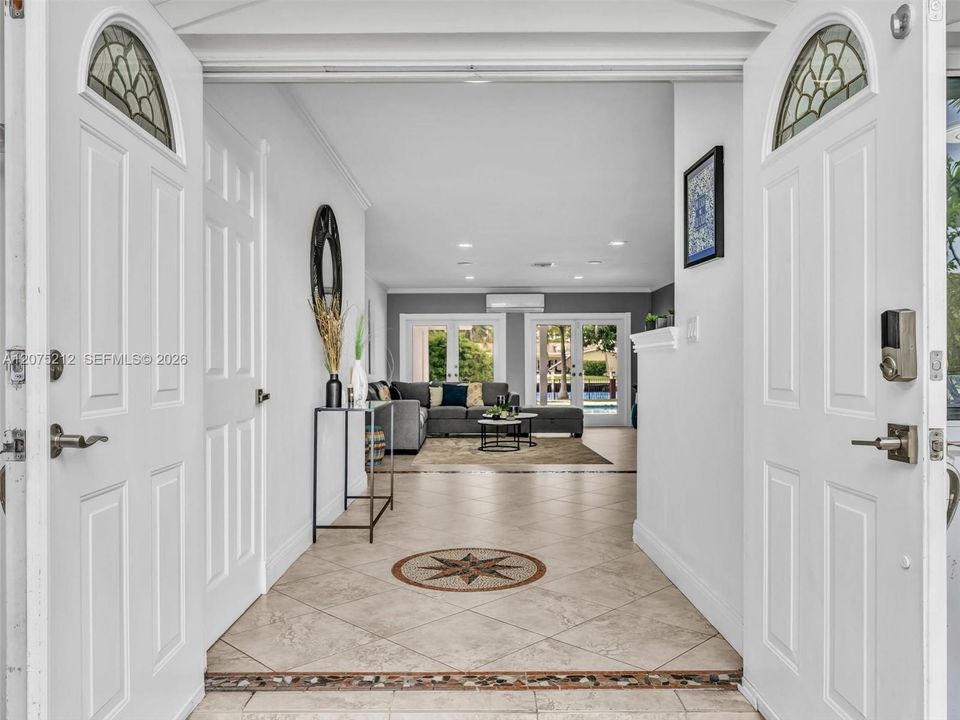 For Rent: $14,500 (5 beds, 3 baths, 2709 Square Feet)