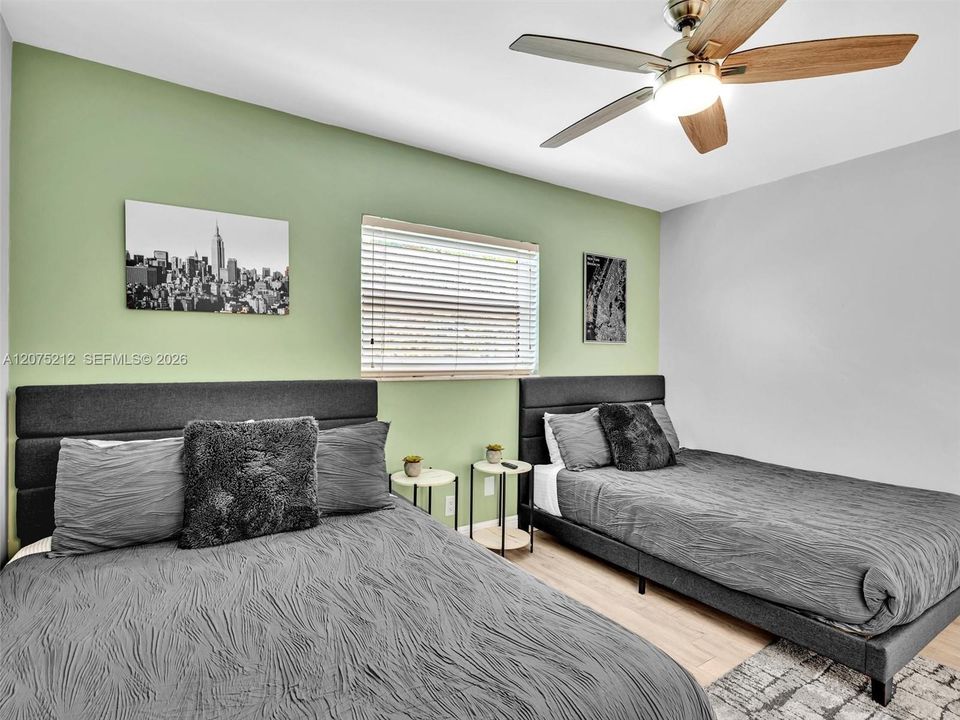 For Rent: $14,500 (5 beds, 3 baths, 2709 Square Feet)
