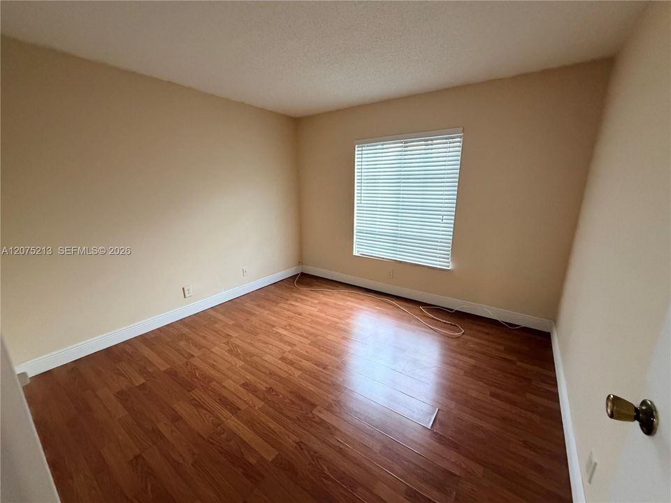 En Renta: $2,450 (2 camas, 2 baños, 1061 Pies cuadrados)