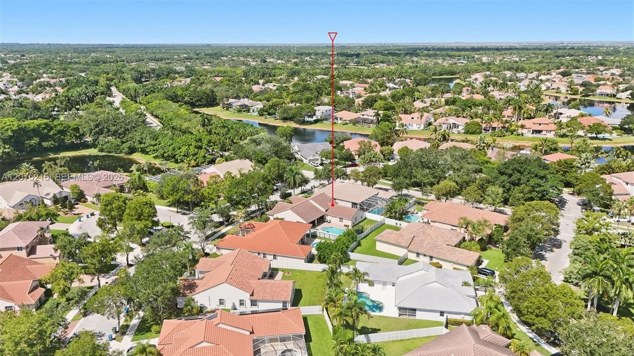 На продажу: $995,000 (4 спален, 2 ванн, 2380 Квадратных фут)