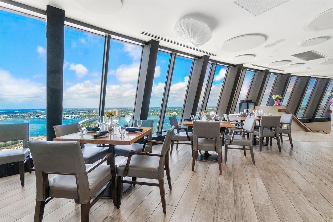 tiara-condominium-water-view-restaurant-