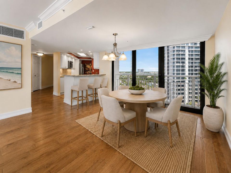 tiara-15c-dining-room-virtually-staged-0