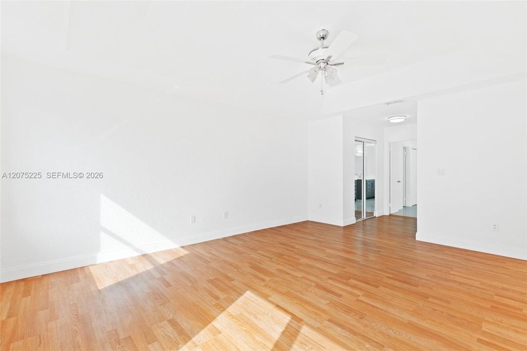 For Sale: $845,000 (5 beds, 3 baths, 2845 Square Feet)