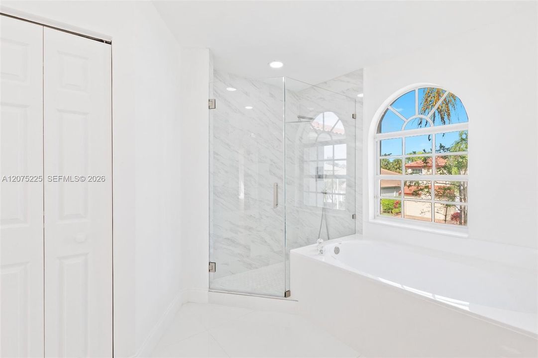 For Sale: $845,000 (5 beds, 3 baths, 2845 Square Feet)