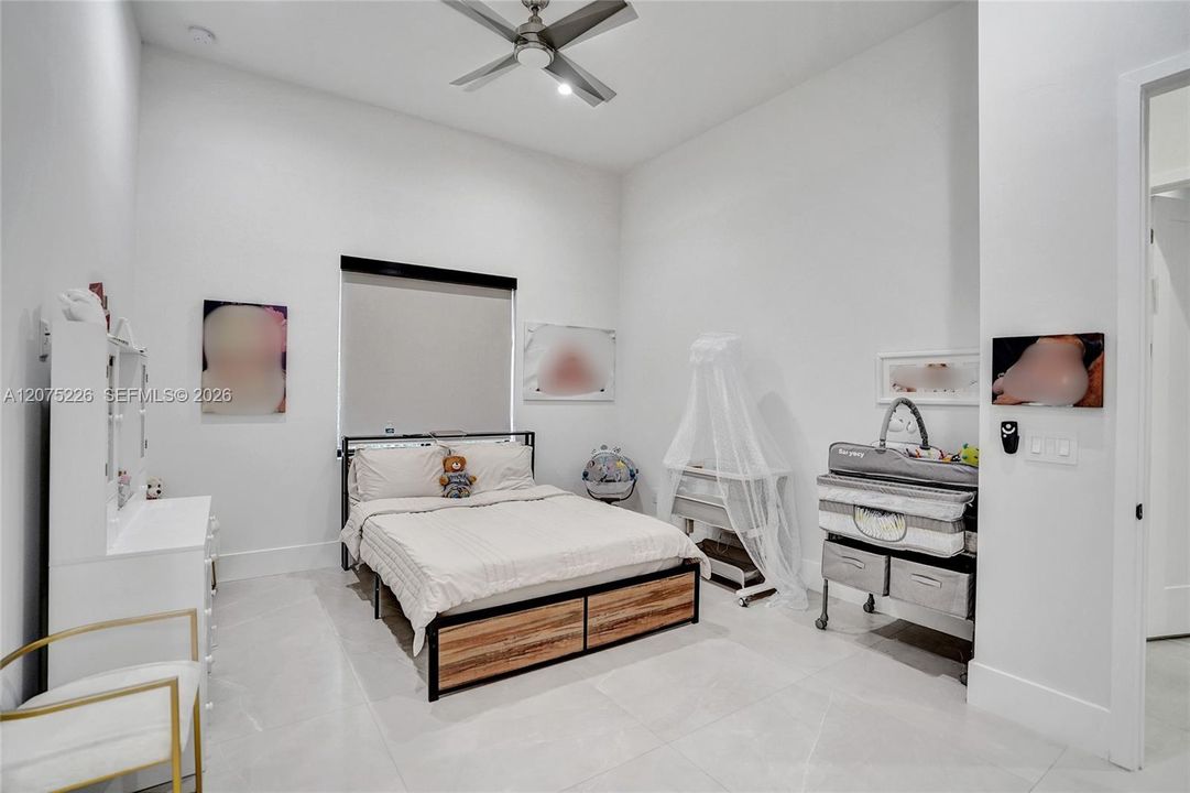 For Rent: $16,990 (6 beds, 4 baths, 3609 Square Feet)