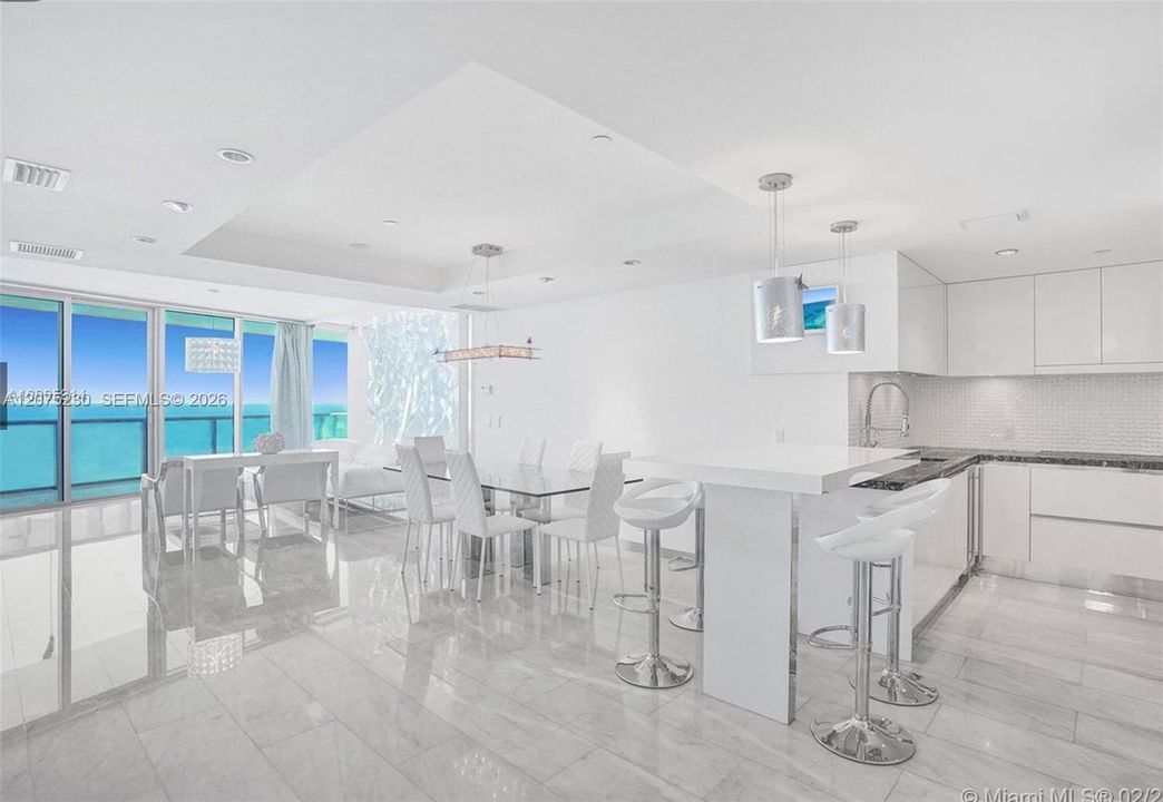 For Sale: $2,230,000 (2 beds, 3 baths, 1479 Square Feet)