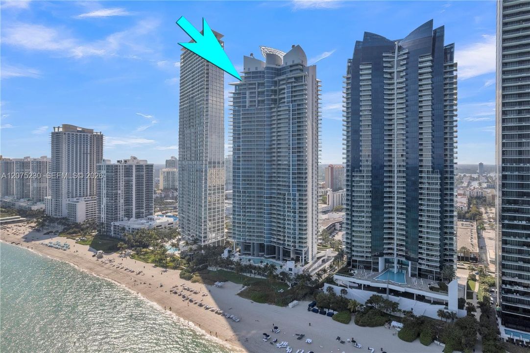 For Sale: $2,230,000 (2 beds, 3 baths, 1479 Square Feet)