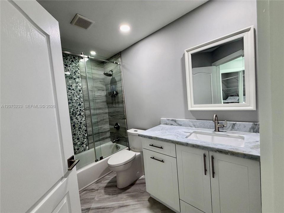 For Rent: $7,500 (4 beds, 2 baths, 2054 Square Feet)
