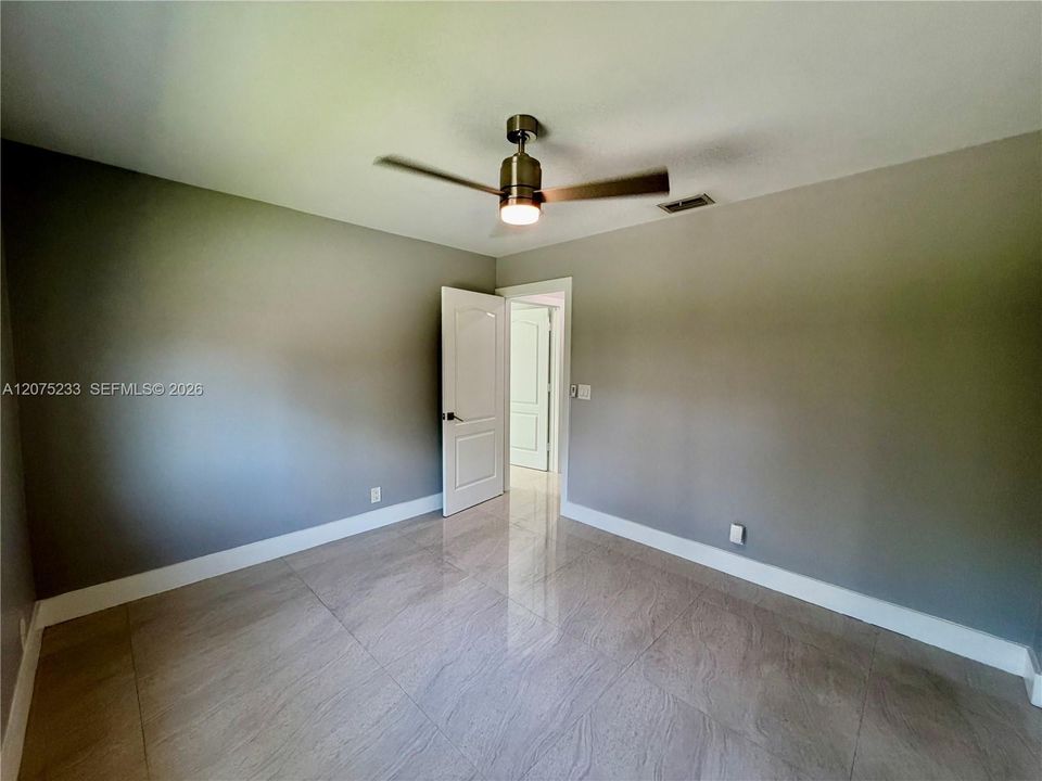 For Rent: $7,500 (4 beds, 2 baths, 2054 Square Feet)