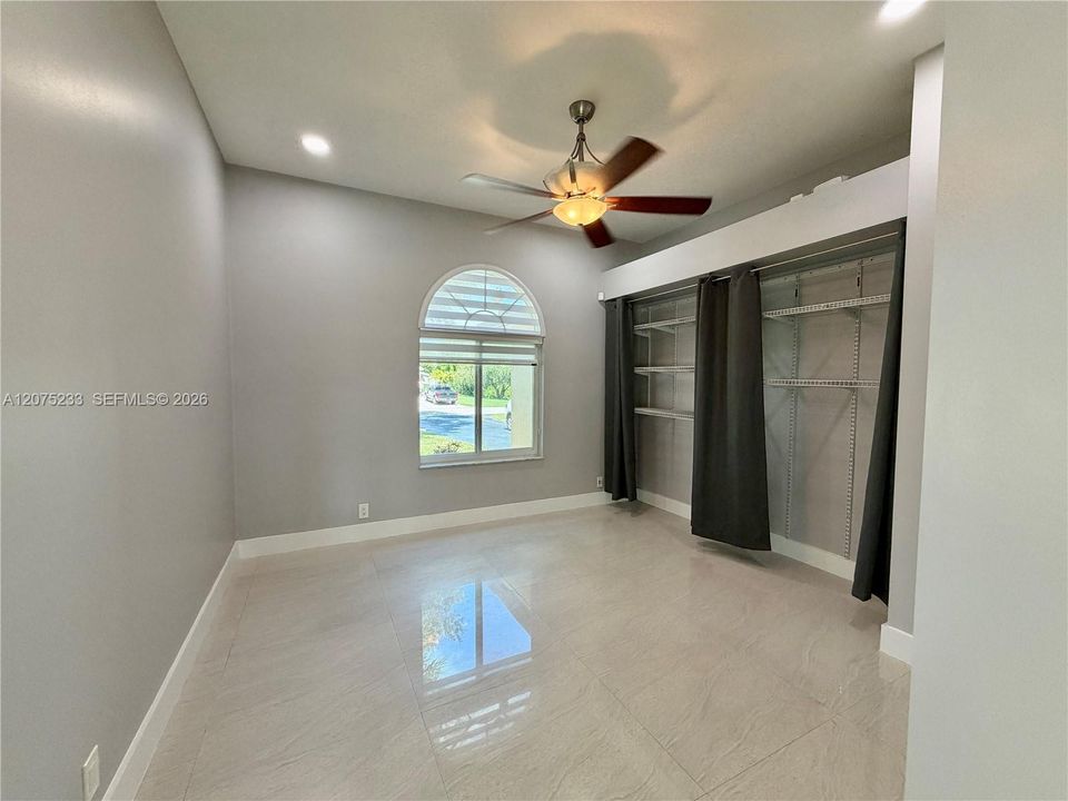 For Rent: $7,500 (4 beds, 2 baths, 2054 Square Feet)