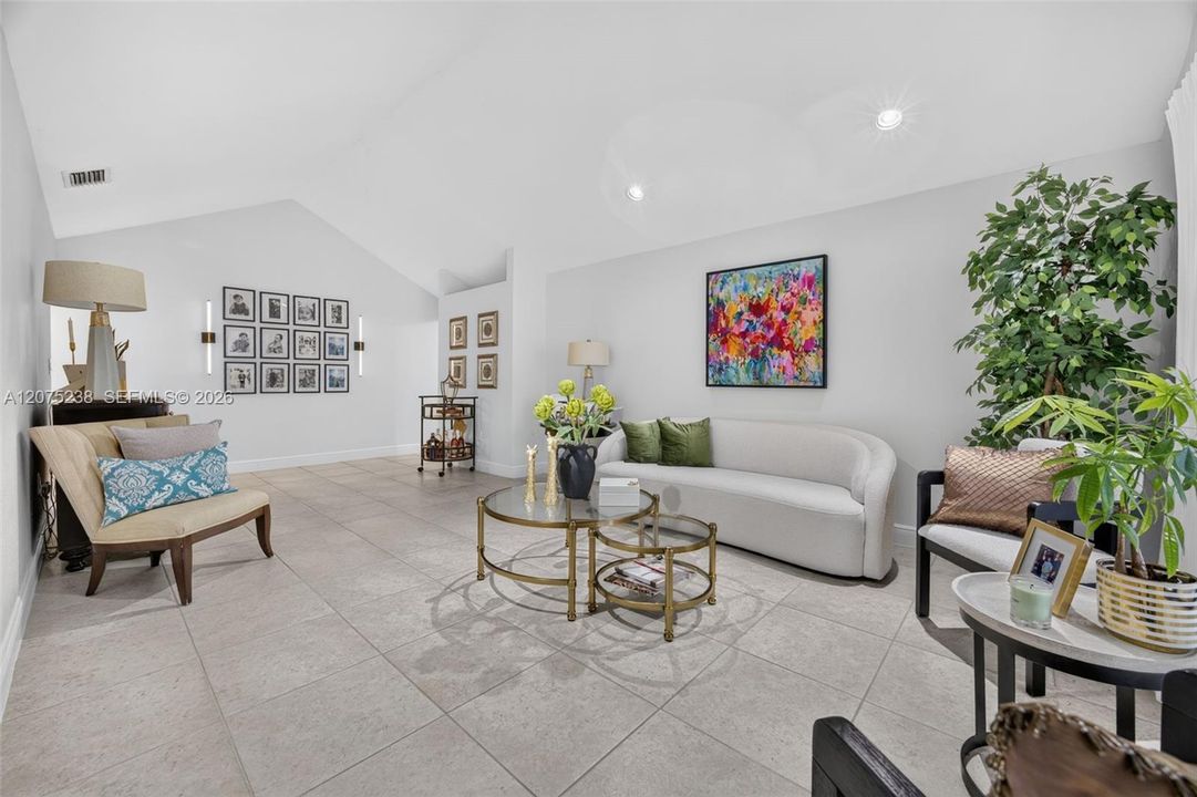 For Sale: $725,000 (3 beds, 2 baths, 1420 Square Feet)