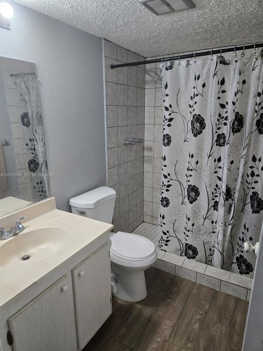En Venta: $190,000 (2 camas, 2 baños, 1050 Pies cuadrados)