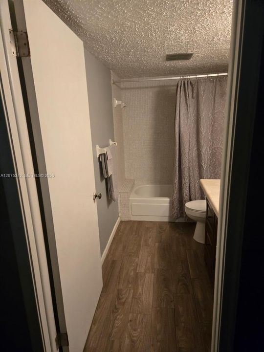 En Venta: $190,000 (2 camas, 2 baños, 1050 Pies cuadrados)