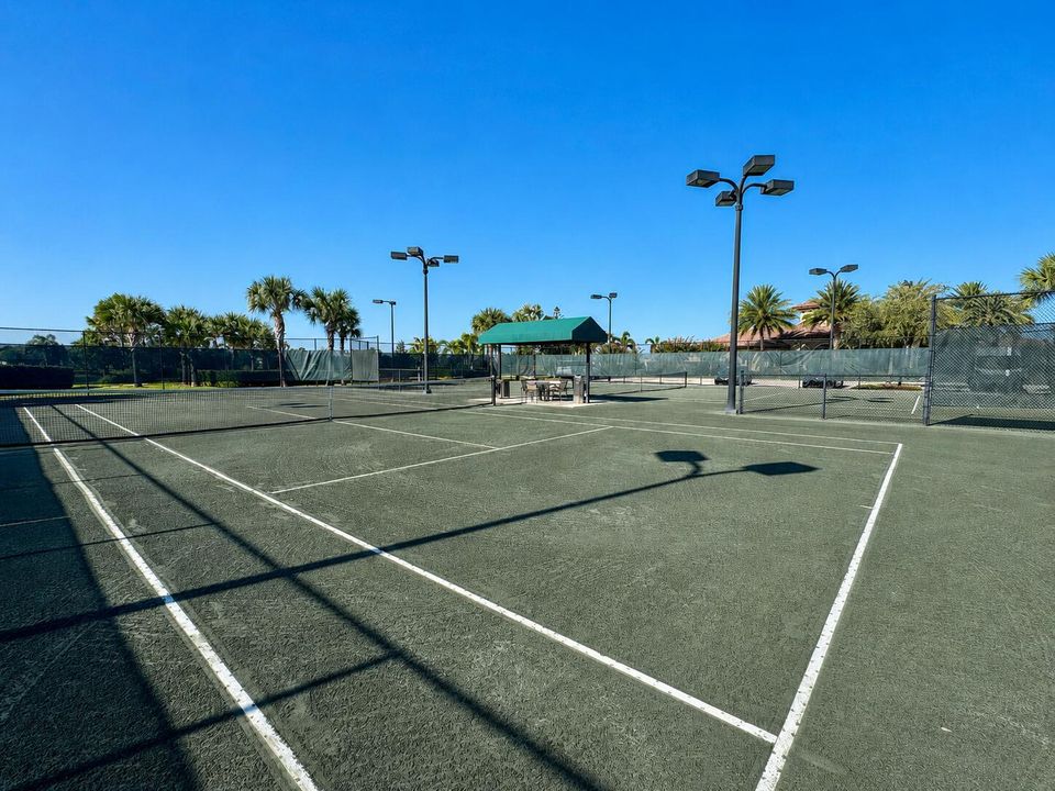 Tennies Courts