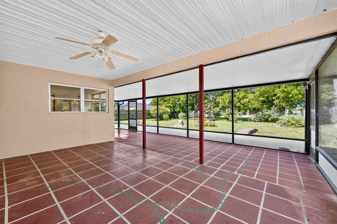 3330 Frankford 707 EXT Lanai_DSC1412