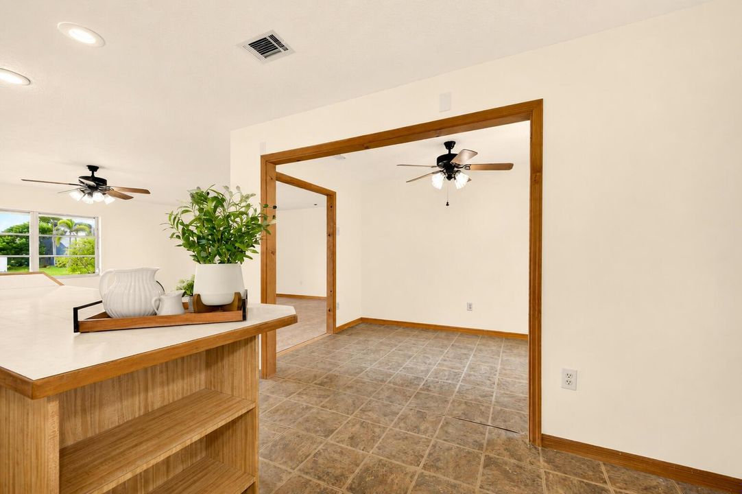 3330 Frankford 180 Kitchen to DinRm