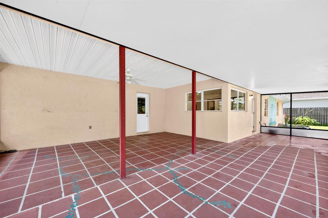 3330 Frankford 705 EXT Lanai_DSC1402