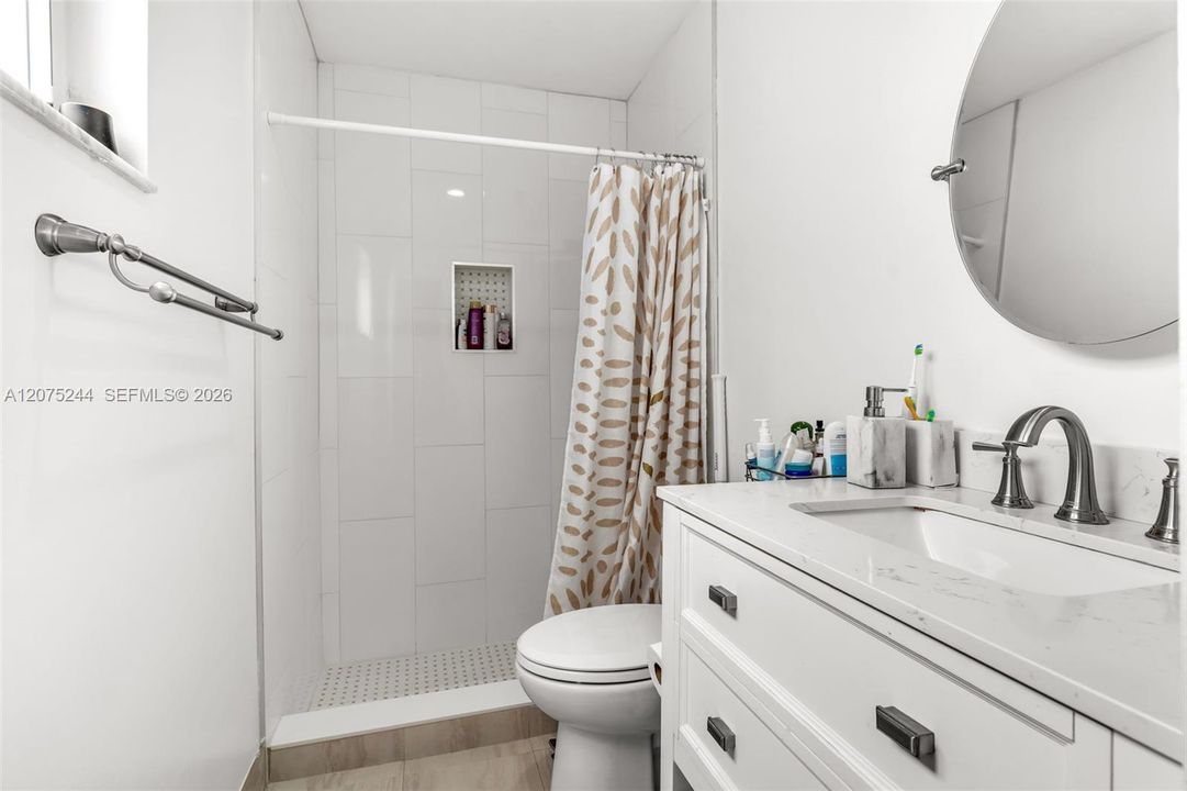 En Venta: $549,900 (3 camas, 2 baños, 1414 Pies cuadrados)