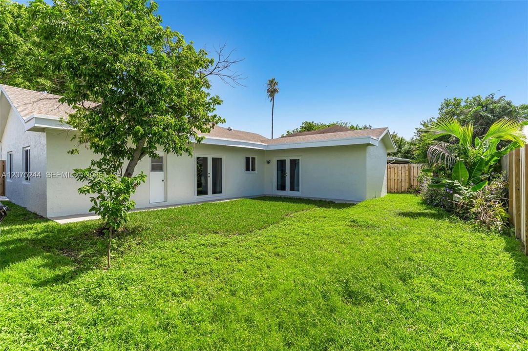 En Venta: $549,900 (3 camas, 2 baños, 1414 Pies cuadrados)