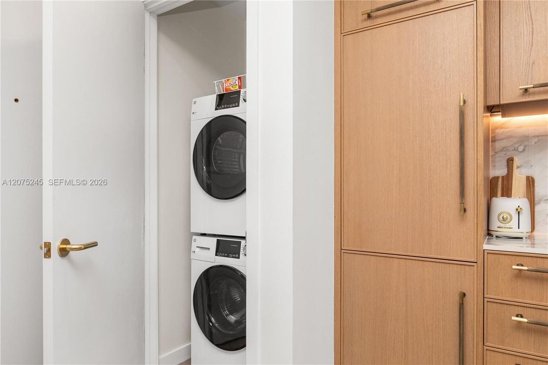 En Venta: $725,000 (1 camas, 1 baños, 0 Pies cuadrados)